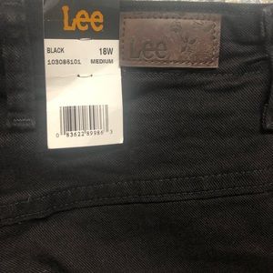 Women’s Black Lee Jeans. Size 18W
